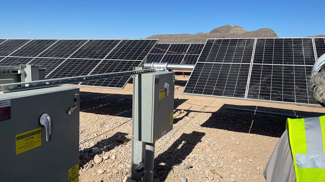 Utility-Scale Solar & Energy Storage Engineering Services